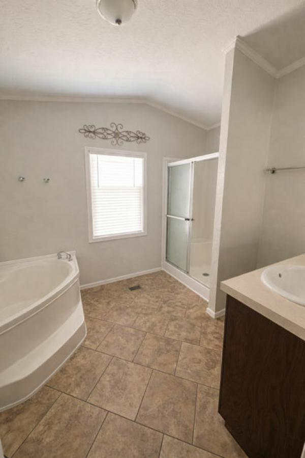2022 SWHD384 Mobile Home