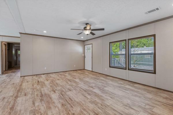 2026 Clayton 5075 Stella/ Savannah Living  Home