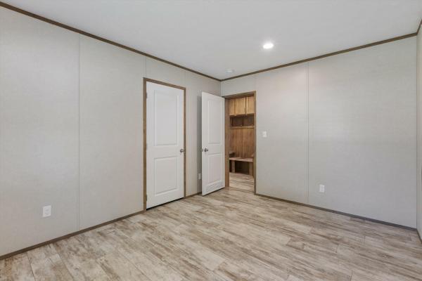 2026 Clayton 5075 Stella/ Savannah Living  Home