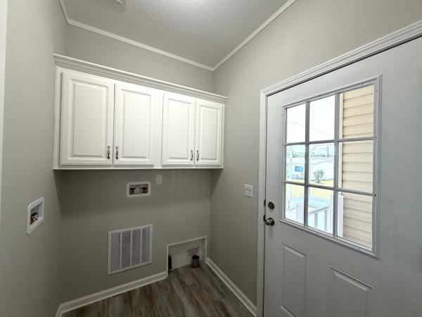 2023 Jacobsen 5006 Mobile Home