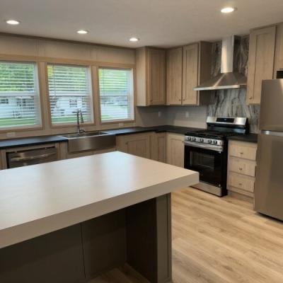 Photo 5 of 38 of home located at 117 Lucy Ln. Raeford, NC 28376