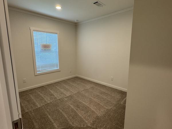 2026 Clayton 32DEV28563A (4br) Mobile Home