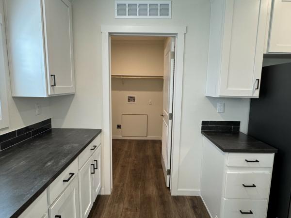 2026 Clayton 32DEV28563A (4br) Mobile Home
