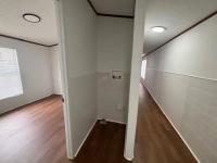 2015 LH167232A  Home