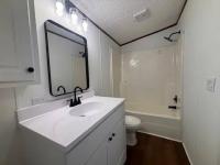 2015 LH167232A  Home