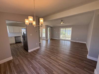 Photo 3 of 25 of home located at 33 Oak Ridge Lane Manahawkin, NJ 08050