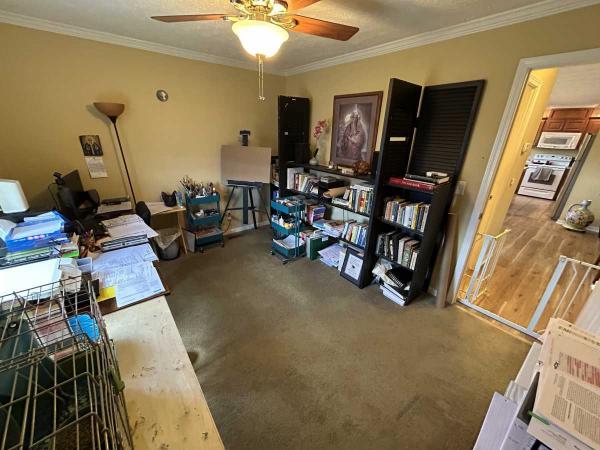 2011 Clayton Schultz Colony Bay Mobile Home
