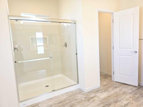 Champion Creekside Manor Mobile Home