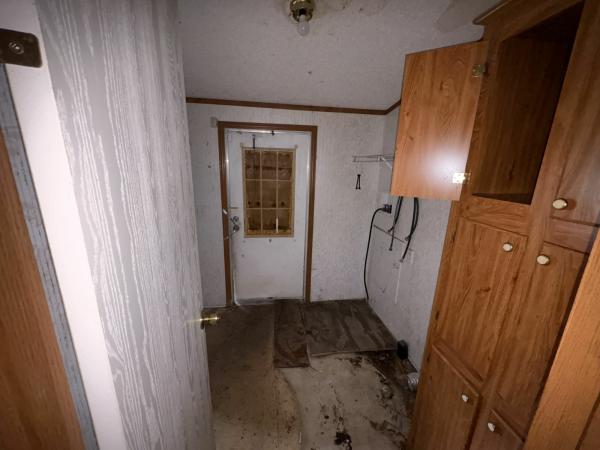 1998 OAKWOOD Mobile Home For Sale