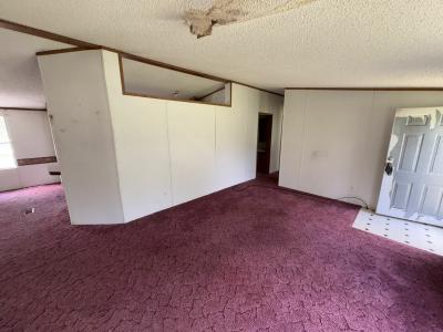 Photo 5 of 18 of home located at 1236 E Flanacher Rd Zachary, LA 70791