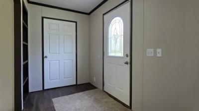 Photo 2 of 40 of home located at 235 Hillview Ln Bloomfield, KY 40008