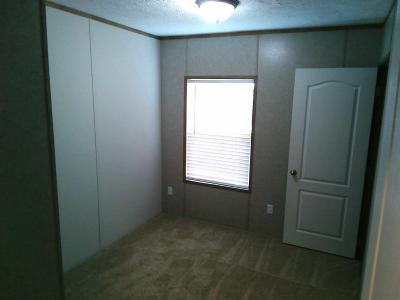 Photo 5 of 19 of home located at 3265 Us Hwy 78 Leeds, AL 35094