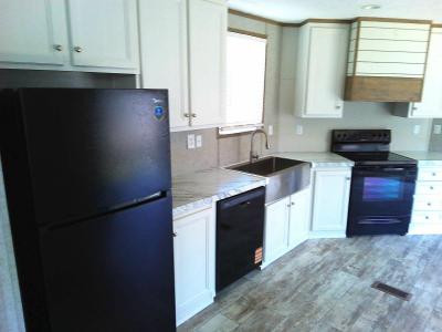 Photo 5 of 19 of home located at 3265 Us Hwy 78 Leeds, AL 35094