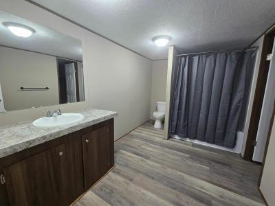Photo 5 of 9 of home located at 22002 Neal Rd Abingdon, VA 24211