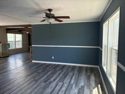 Photo 2 of 17 of home located at 229 Main St Bean Station, TN 37708