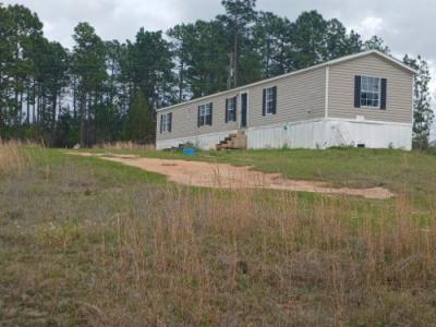 Photo 4 of 6 of home located at 499 Gulf Camp Rd Lumberton, MS 39455