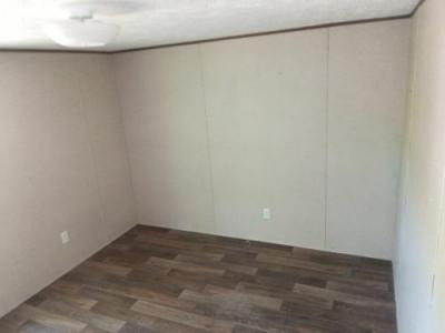 Photo 5 of 16 of home located at 17051 White Oak Ridge Rd Pea Ridge, AR 72751