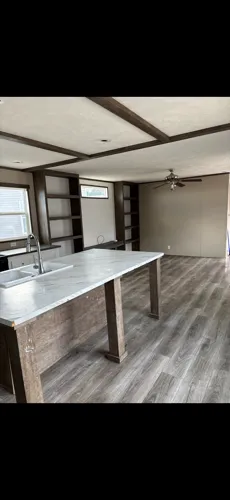 Photo 5 of 15 of home located at 3715 Lexington Road Richmond, KY 40475