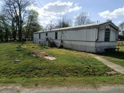 Photo 2 of 21 of home located at 612 Mississippi Gould, AR 71643