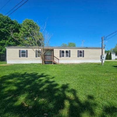 Photo 4 of 9 of home located at 7 Riverside Gln Winfield, WV 25213