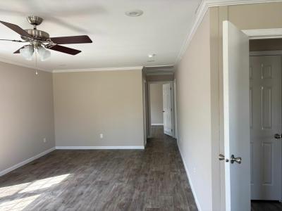 Photo 4 of 12 of home located at 165 Mamie Morelock R Rogersville, TN 37857