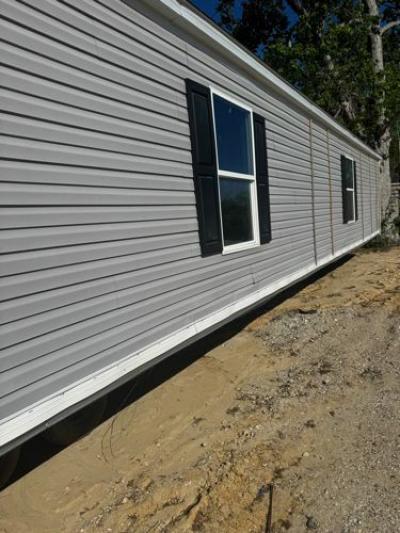Mobile Home at 22084 I-10 Vidor, TX 77662