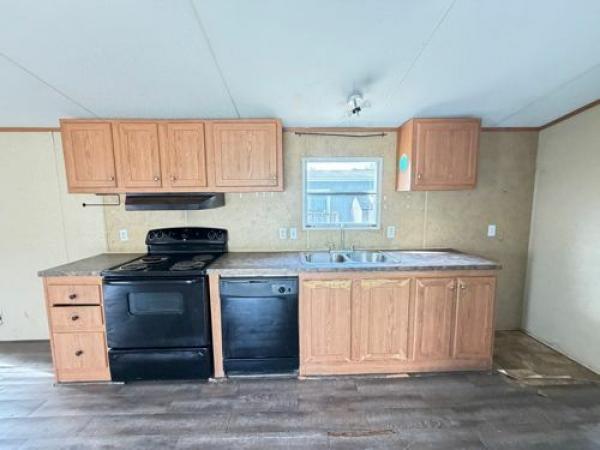 2010 DECISION MAKER 31DMK16763AH10 Manufactured Home
