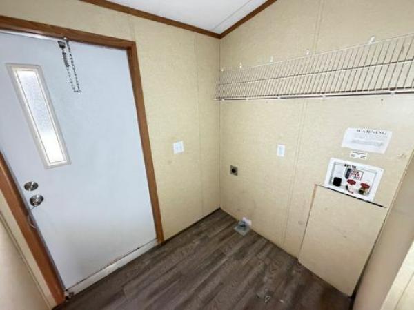 2010 DECISION MAKER 31DMK16763AH10 Manufactured Home
