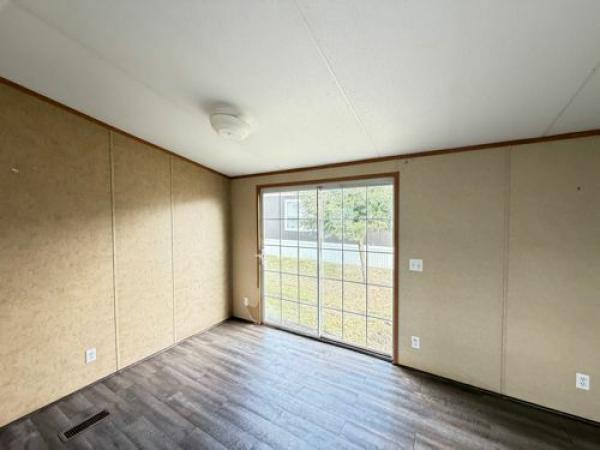 2010 DECISION MAKER 31DMK16763AH10 Manufactured Home