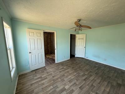 Photo 5 of 9 of home located at 20134 Us Hwy 17 Hampstead, NC 28443