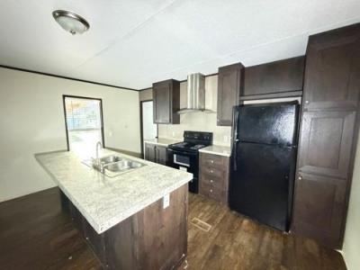 Photo 5 of 9 of home located at 1600 Rosharon Rd Trl 38 Alvin, TX 77511