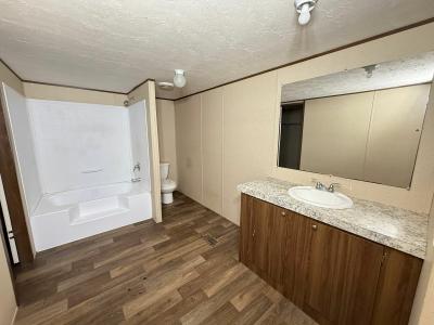 Photo 4 of 15 of home located at 13501 Hooper Rd Trlr 72 Houston, TX 77047