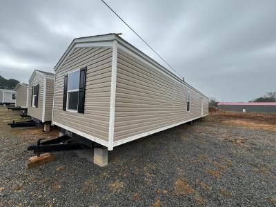 Mobile Home at 61 Blackwell Rd Collinsville, AL 35961