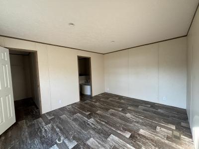 Photo 5 of 13 of home located at 3855 County Highway 36 Brilliant, AL 35548