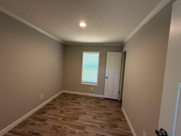 2024 270PH1676 Manufactured Home