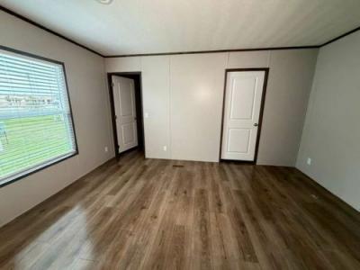 Photo 5 of 11 of home located at 1413 Rosharon Rd #27 Alvin, TX 77511