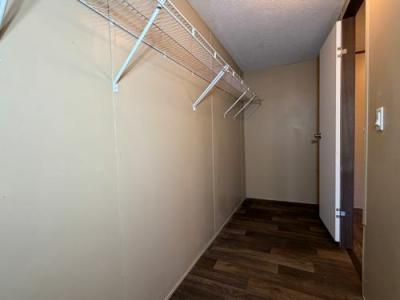 Photo 4 of 27 of home located at 1119 Stanley Allen Dr Vine Grove, KY 40175