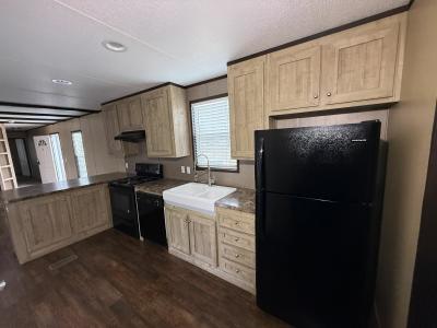 Photo 3 of 24 of home located at 330 Woodcrest Somerset, TX 78069