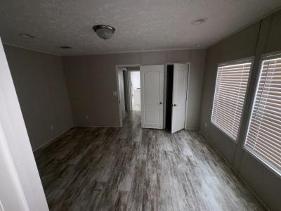 Photo 4 of 19 of home located at 111 Isabella St Franklin, LA 70538
