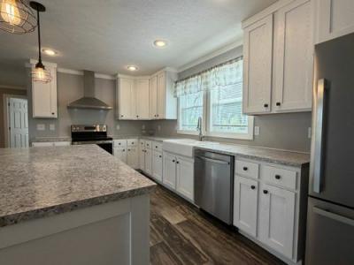 Photo 4 of 32 of home located at 582 Richmond Hill Rd Bedford, KY 40006