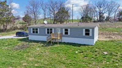 Mobile Home at 2588 E Fork Rd Harrodsburg, KY 40330