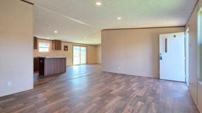 Photo 4 of 29 of home located at 2588 E Fork Rd Harrodsburg, KY 40330