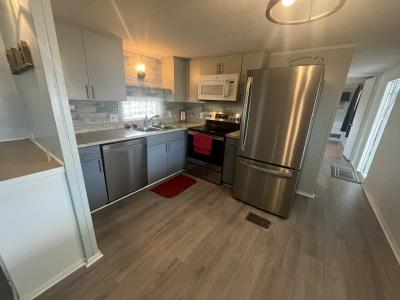 Photo 4 of 24 of home located at 2550 State Rd. 580 #0112 Clearwater, FL 33761