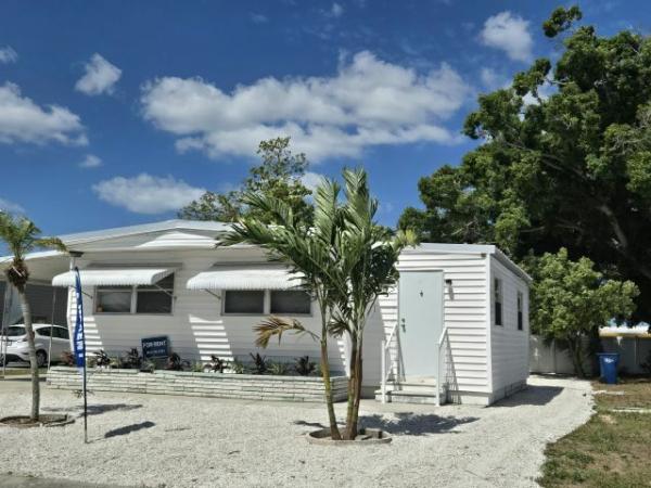 Photo 1 of 2 of home located at 5027 4th St. West Bradenton, FL 34207