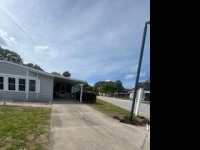 Photo 3 of 17 of home located at 1204 La Flosita Dr. Port Orange, FL 32129