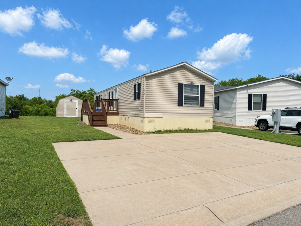 2011 CMH Manufacturing Mobile Home For Sale