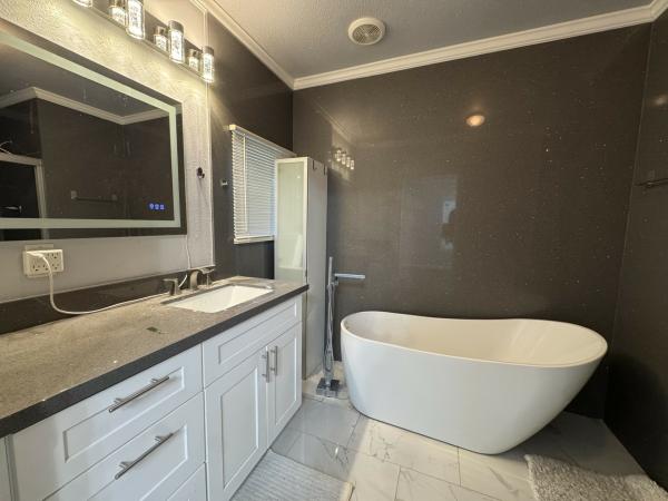 2013 Clayton 32SUN28523BH13 Mobile Home