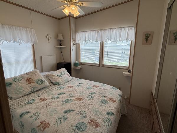 1993 Homes of Merit Mobile Home