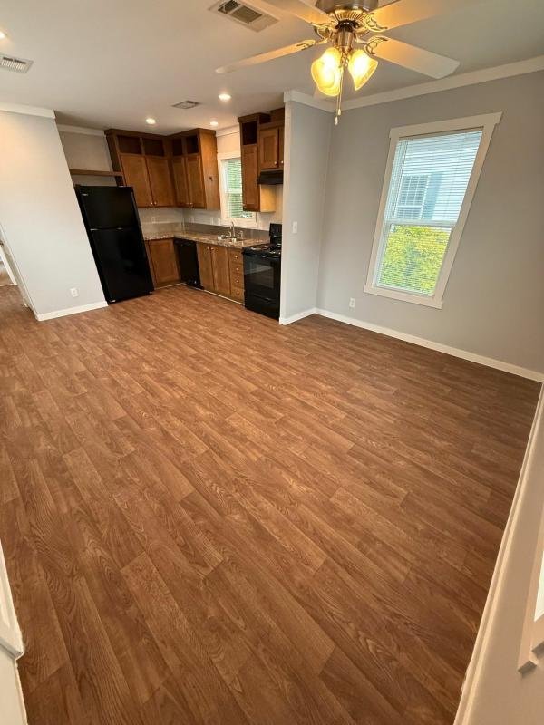 Photo 2 of 2 of home located at 5475 Southcross Ranch Rd  #201 San Antonio, TX 78222