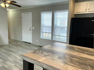 Photo 5 of 13 of home located at 446 Linda Lane Lynwood, IL 60411